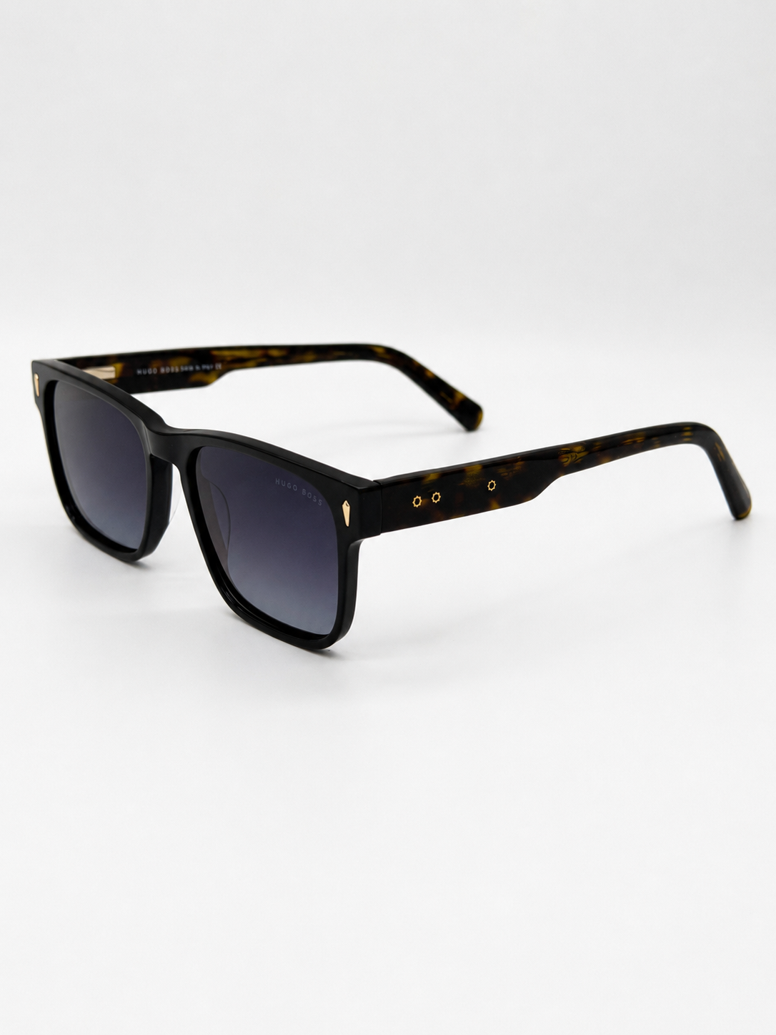 Hugo Boss2*