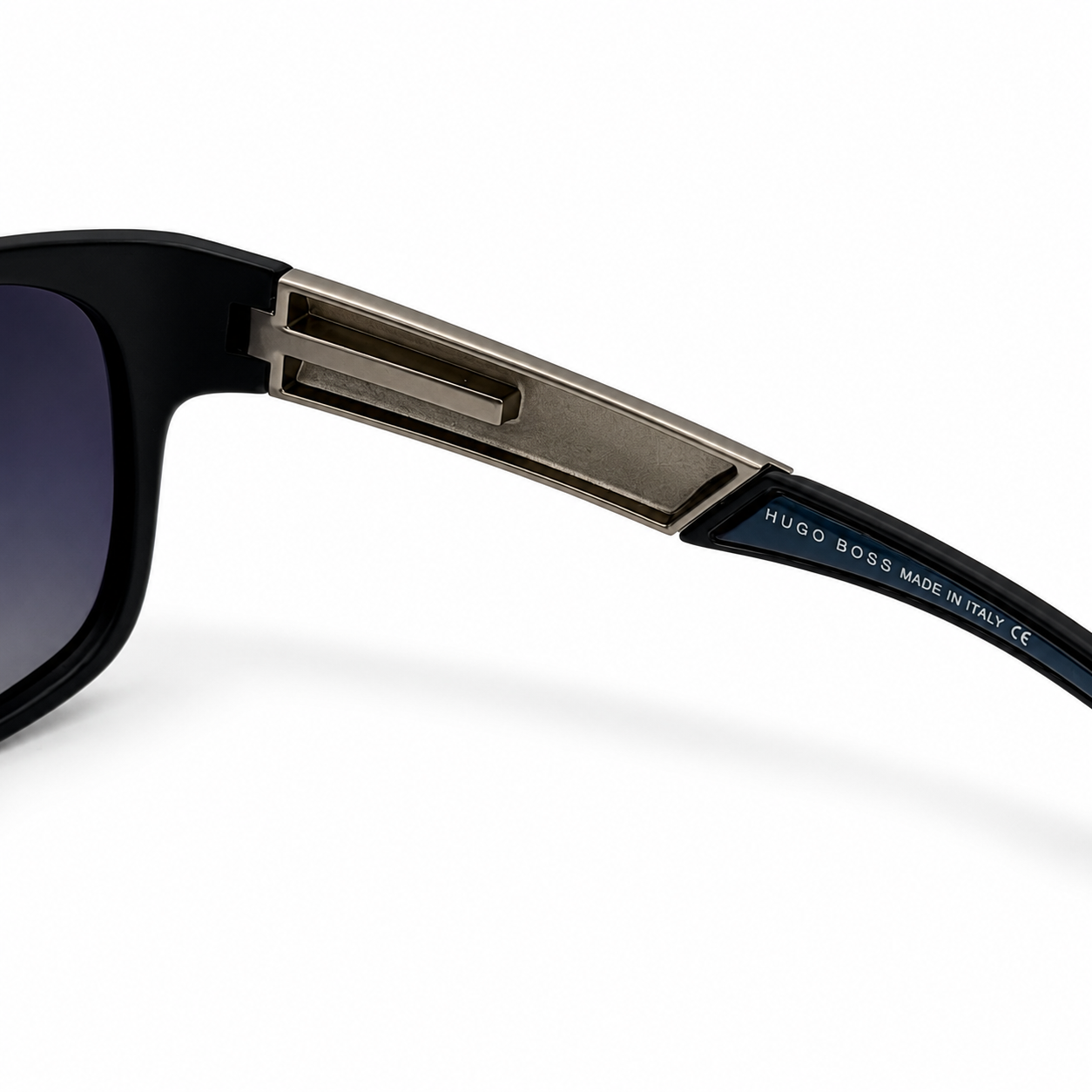 Hugo Boss3*