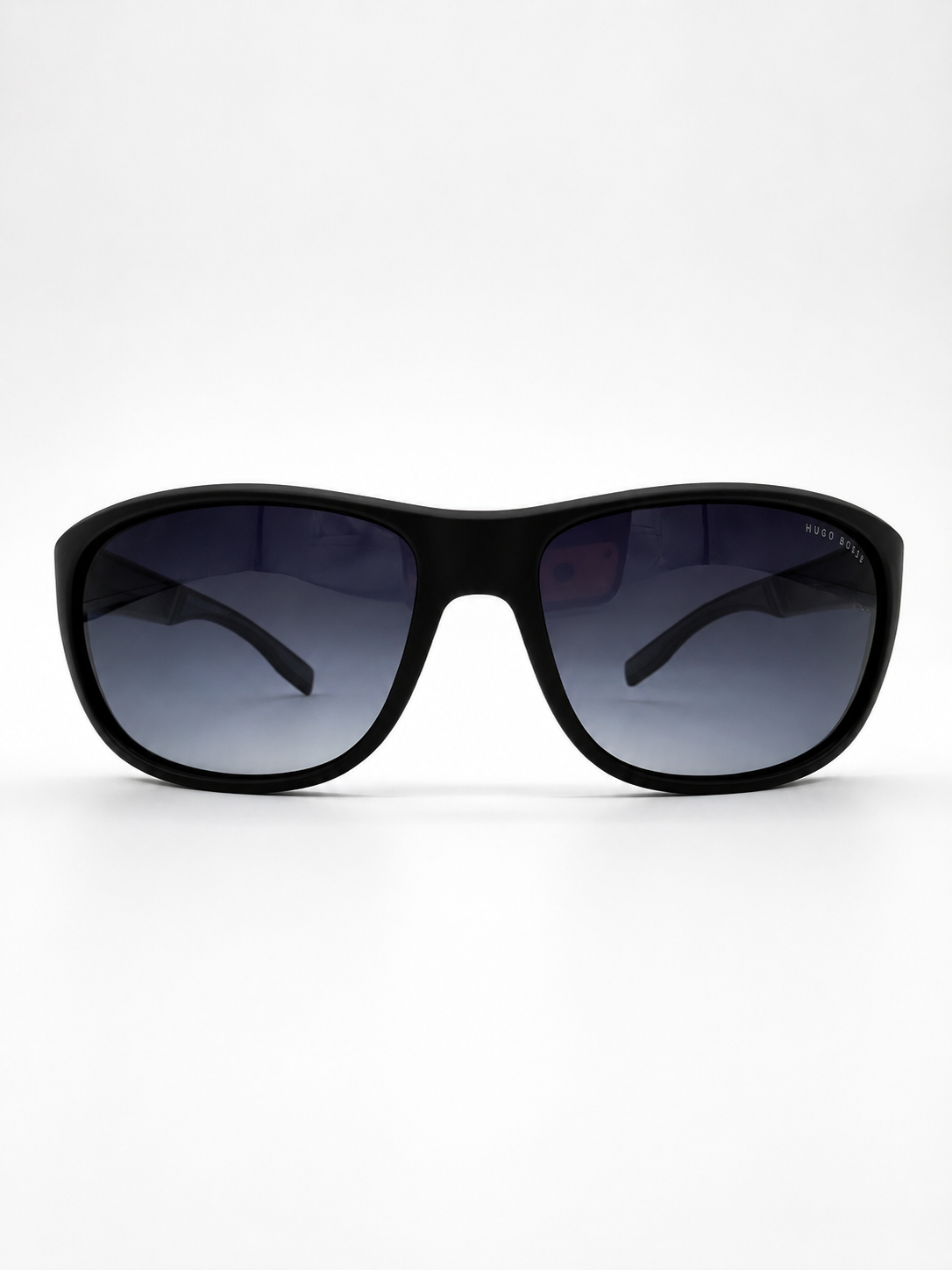 Hugo Boss3*