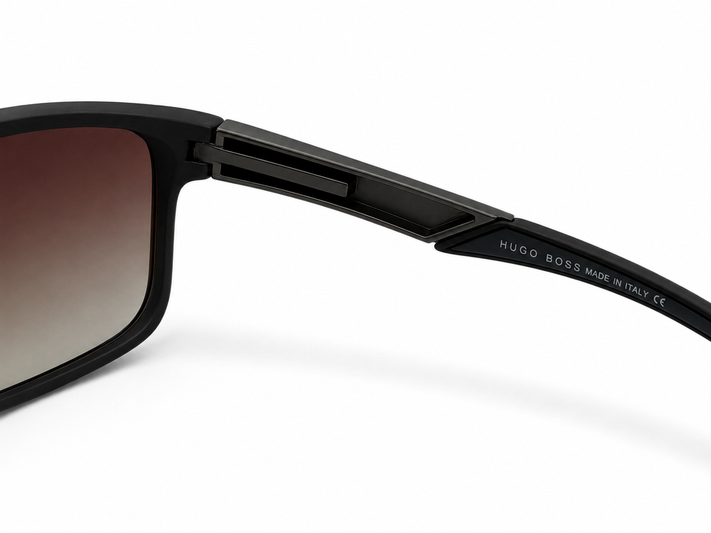 Hugo Boss4*