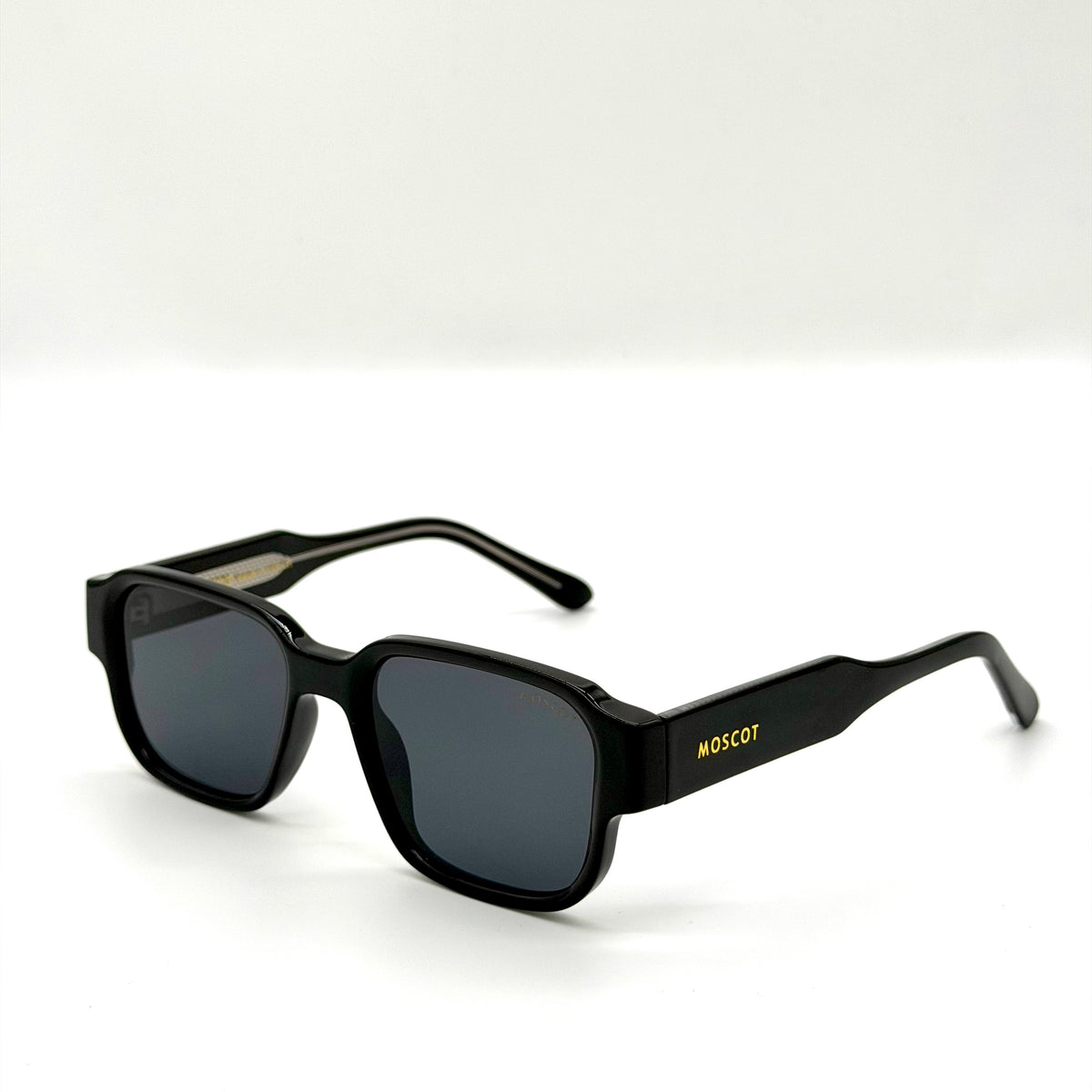 Moscot” 2