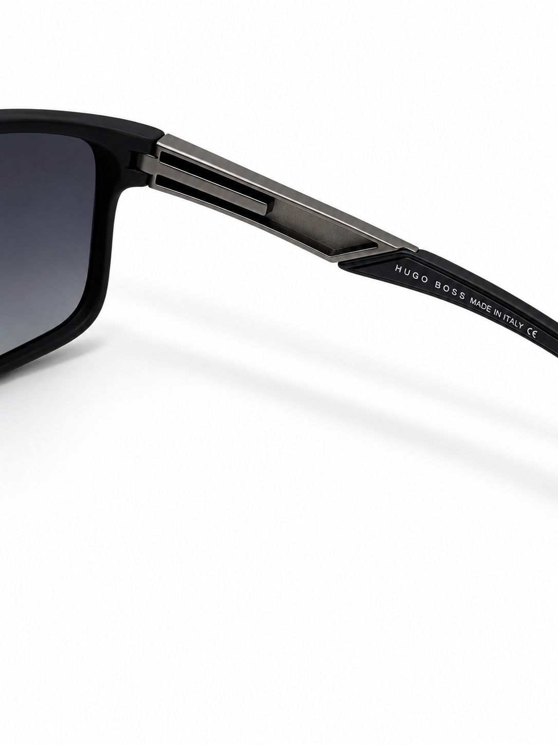 Hugo Boss4*