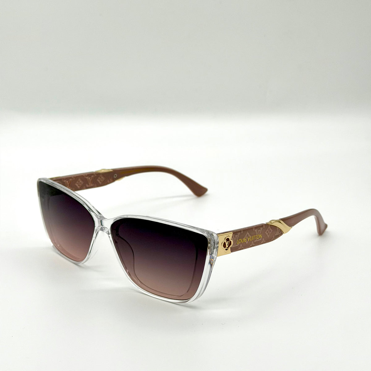 Louis Vuitton” 2