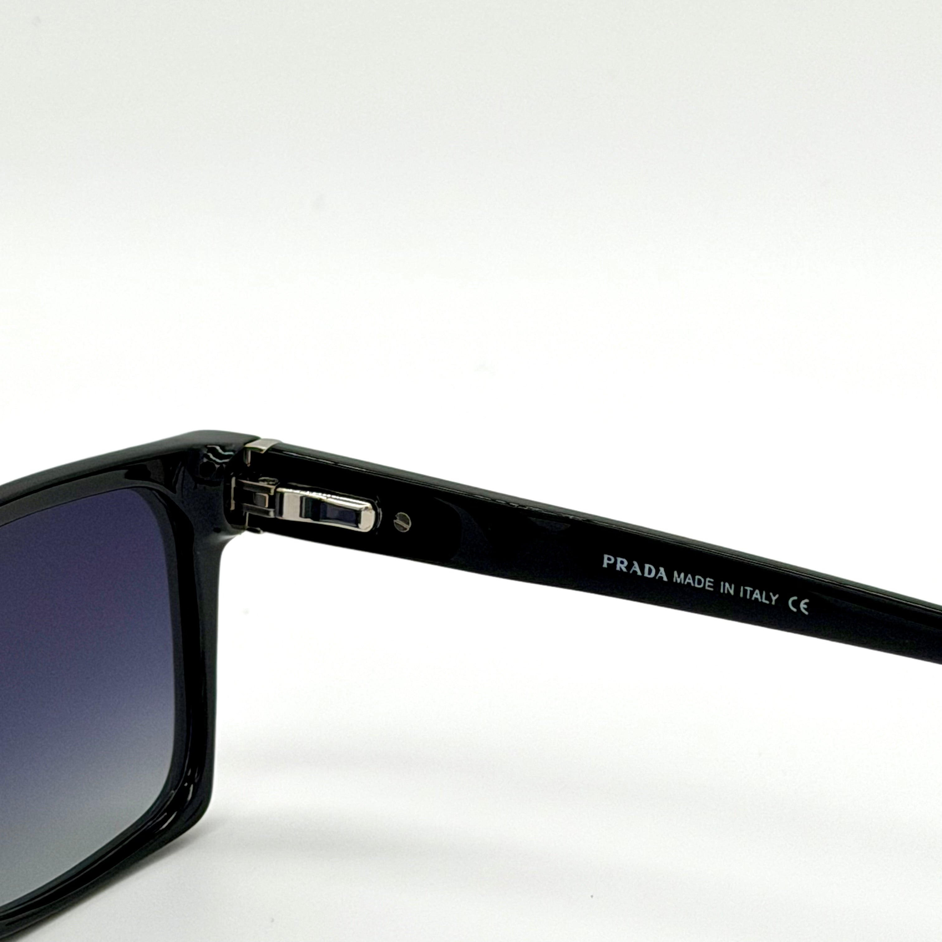 PRADA 1*