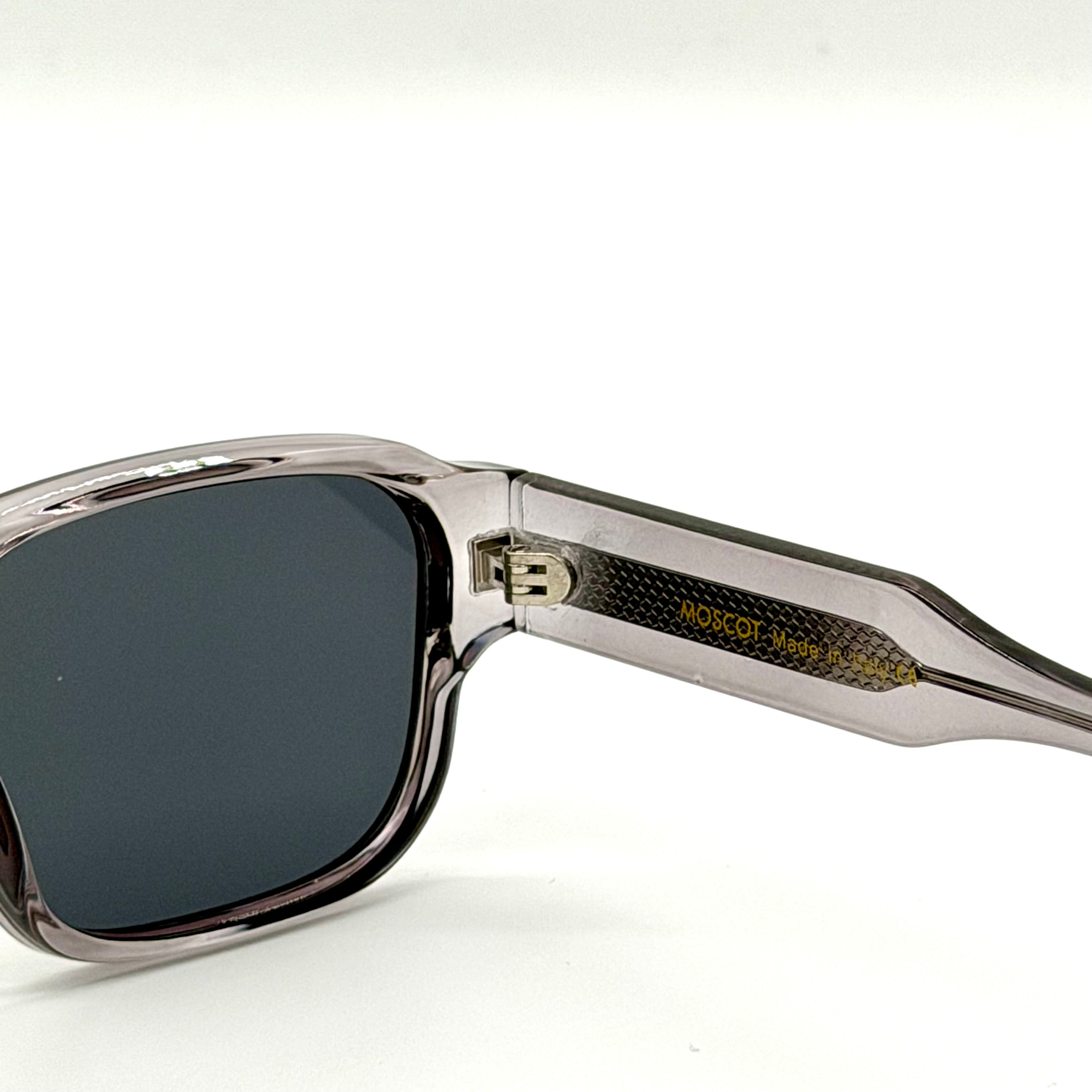 Moscot” 2