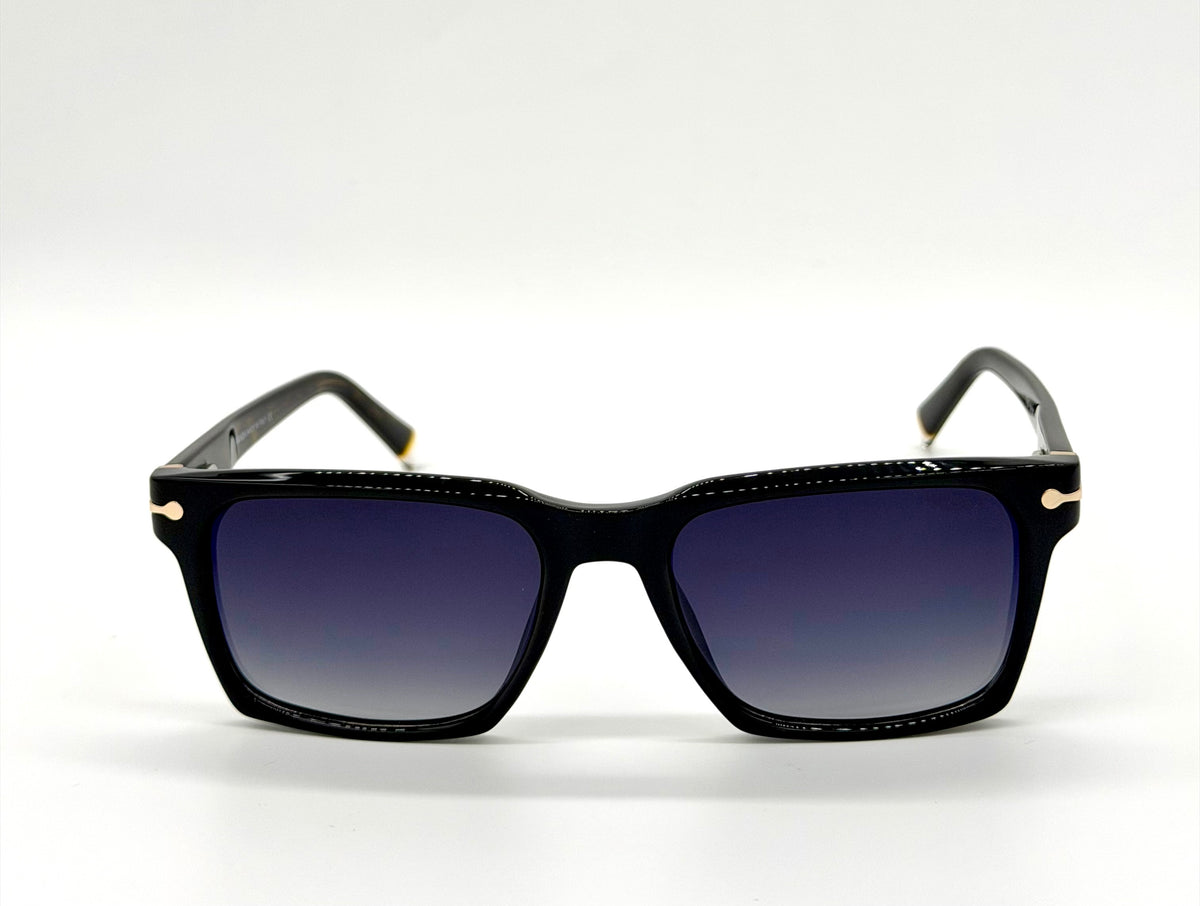 PRADA 1*