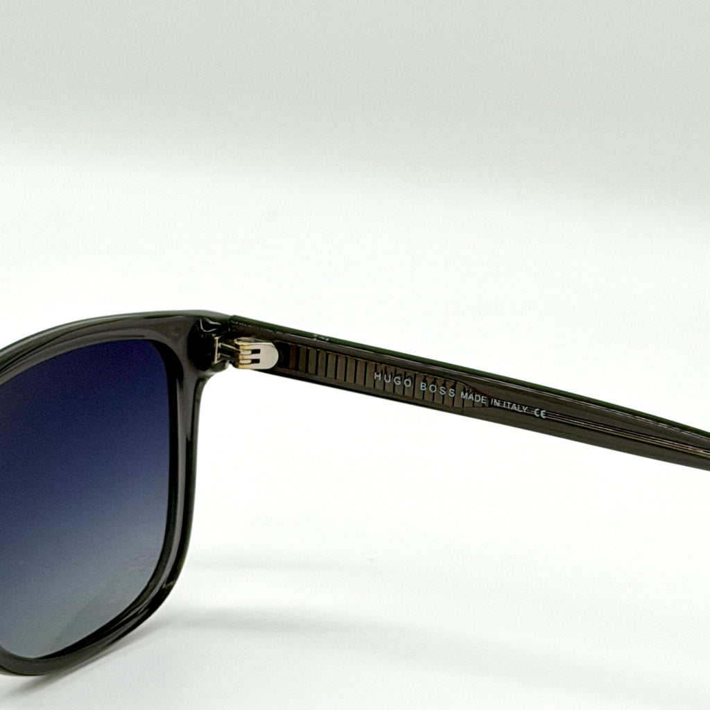 HUGO BOSS 4*