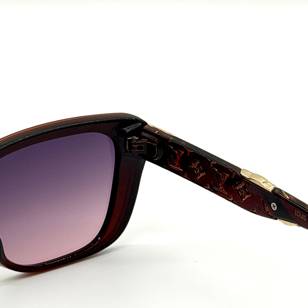 Louis Vuitton” 2