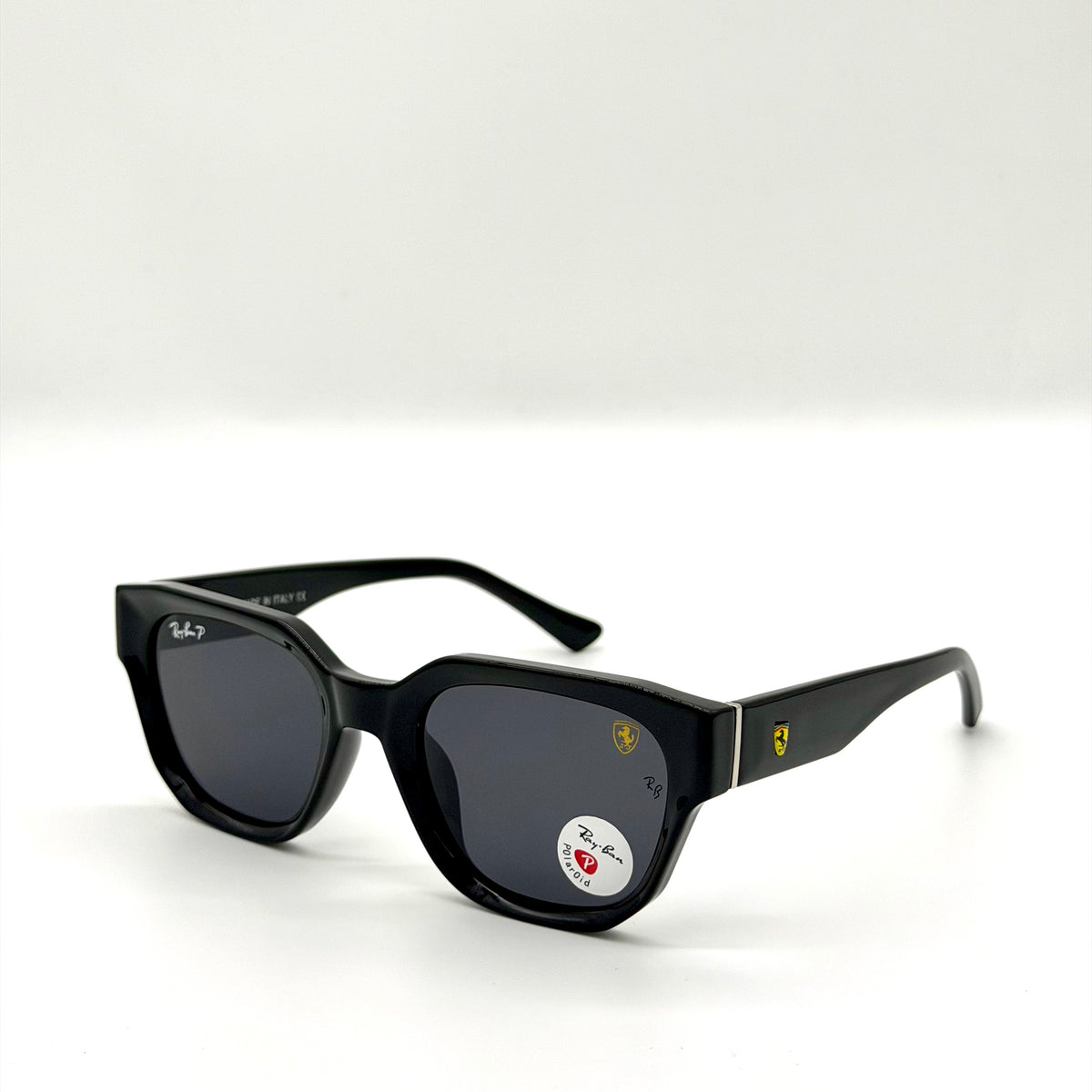 Rayban Ferrari” 1