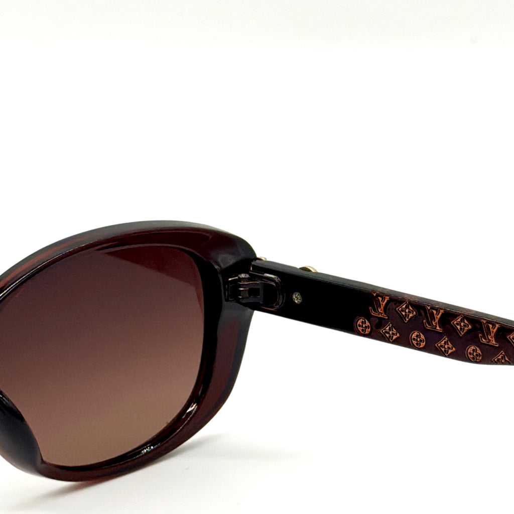 Louis Vuitton” 3