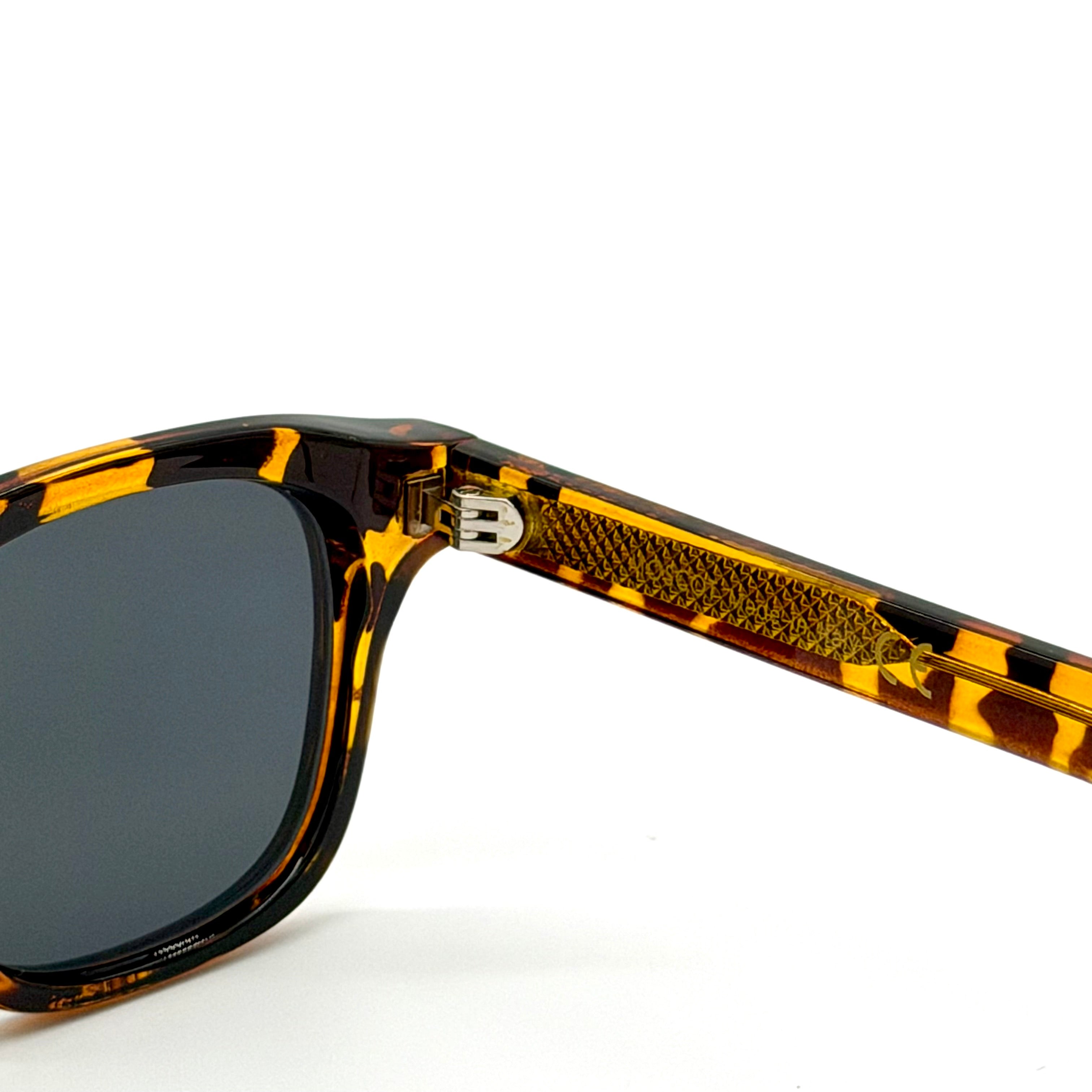Moscot” 1